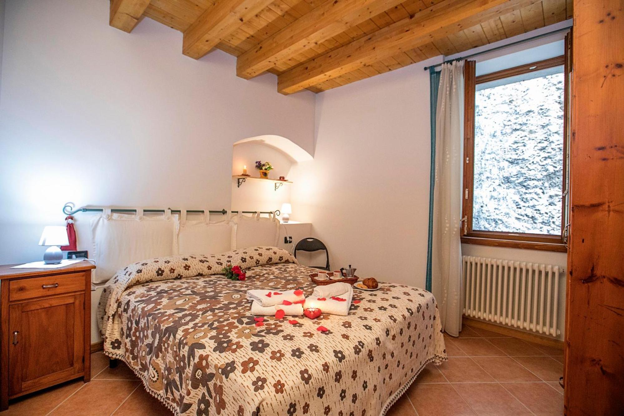 Appartamento Centro Storico Riva - Happy Rentals Bagian luar foto